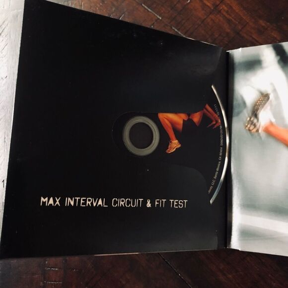 Beachbody Insanity Workout DVD Fitness 10-disc Set - Picture 11 of 14